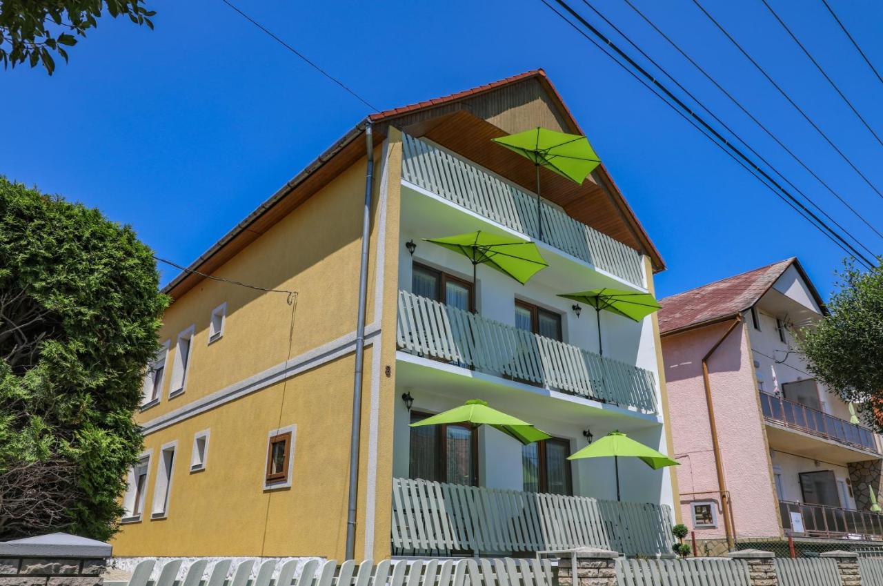 Villa Grande Heviz Bagian luar foto