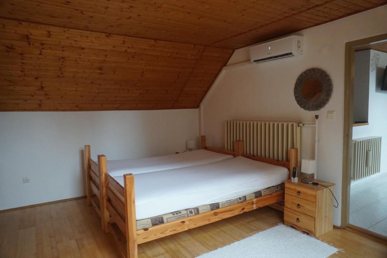 Villa Grande Heviz Bagian luar foto